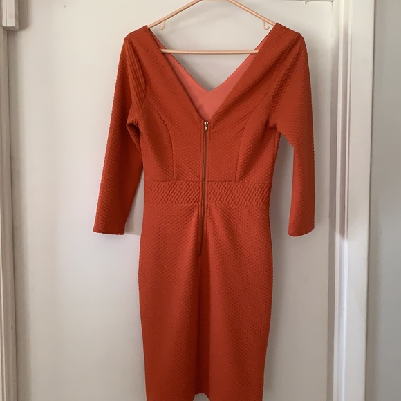 YA LA fitted dress - Picture 2 of 2